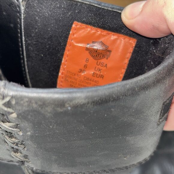 due to PoshM's policies cannot take down a listing within two months been bought - Picture 13 of 16